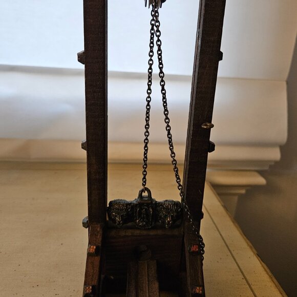 MUST SELL! Guillotine Cigar Cutter - Picture 5 of 8